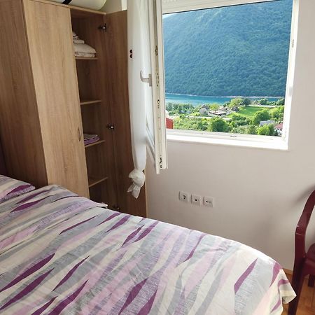 Apartman Dunja プルジネ エクステリア 写真