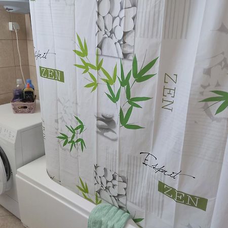Apartman Dunja プルジネ エクステリア 写真