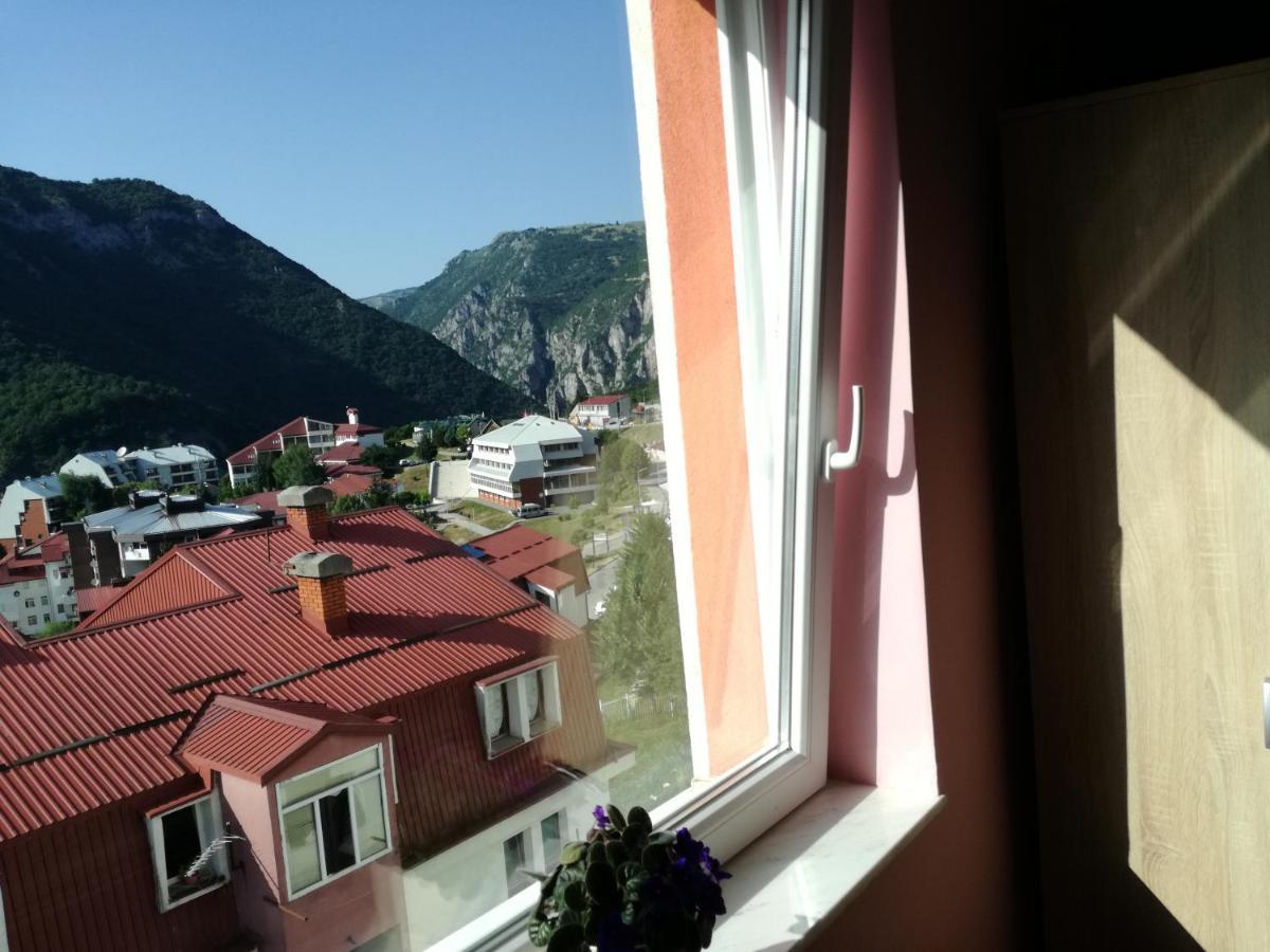 Apartman Dunja プルジネ エクステリア 写真