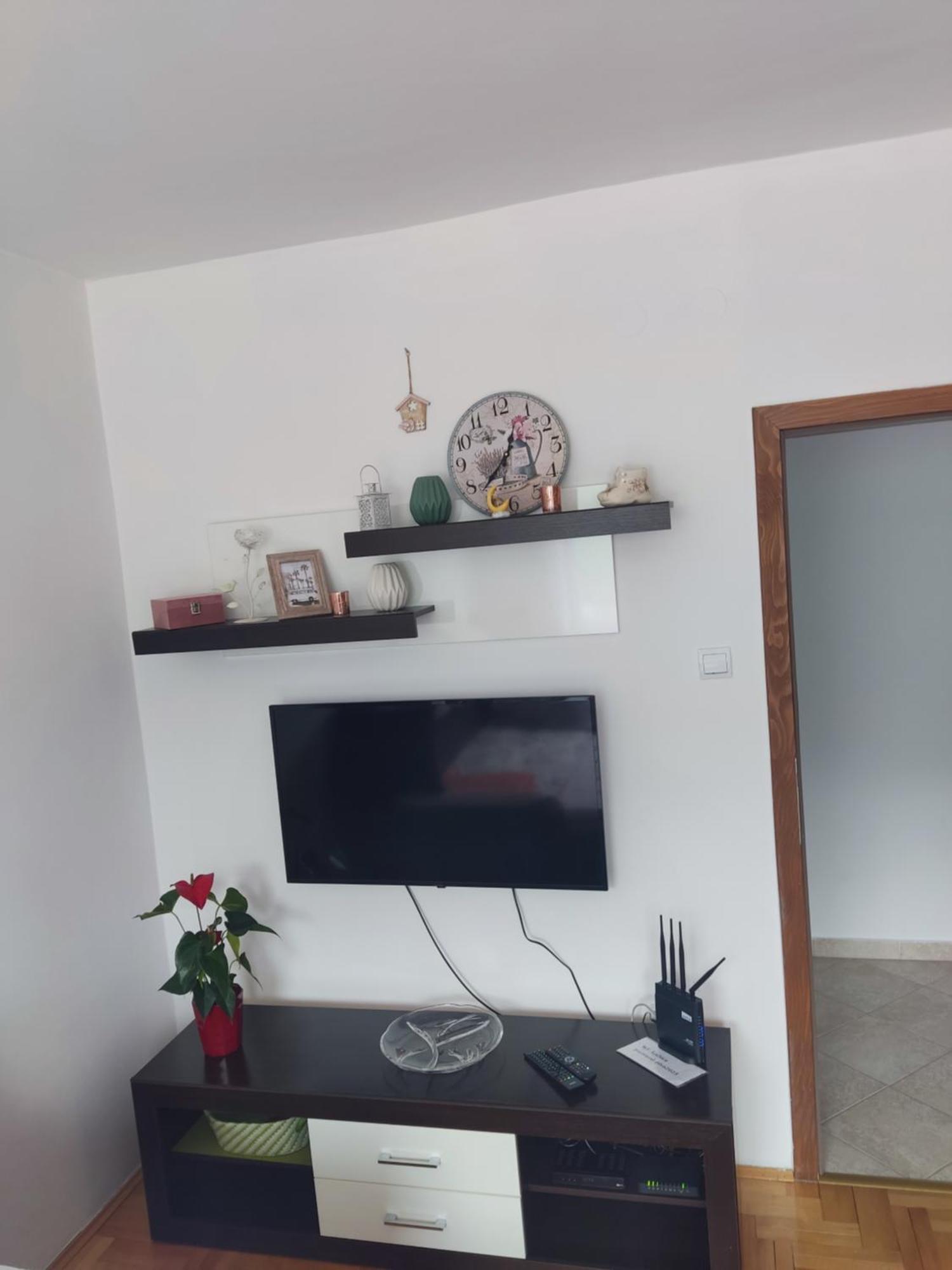 Apartman Dunja プルジネ エクステリア 写真