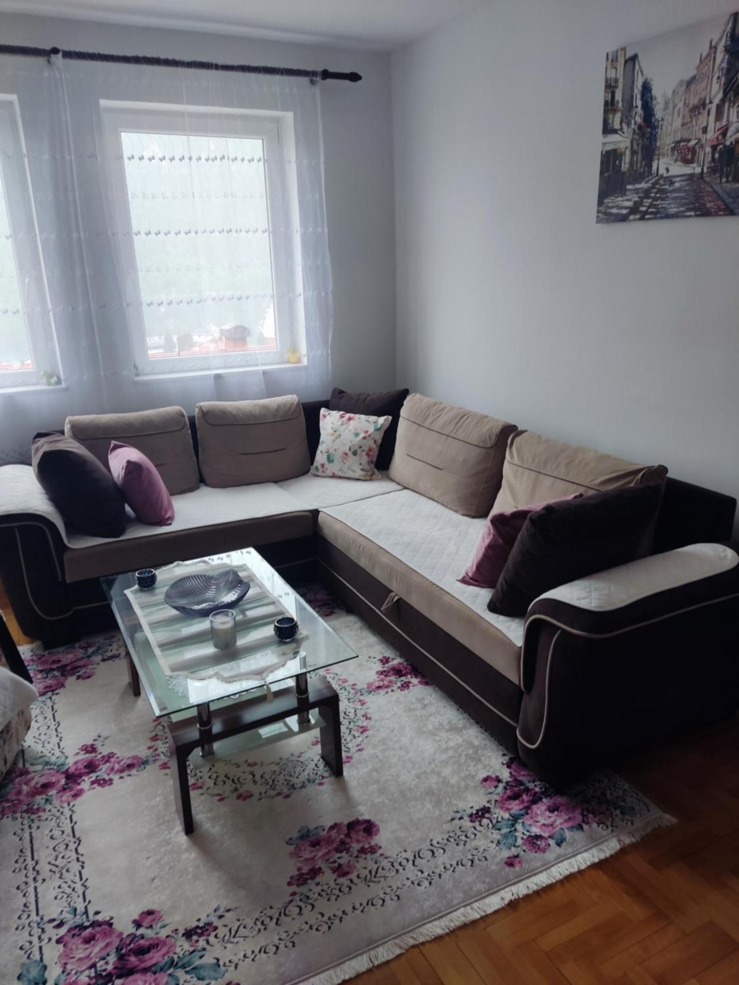 Apartman Dunja プルジネ エクステリア 写真