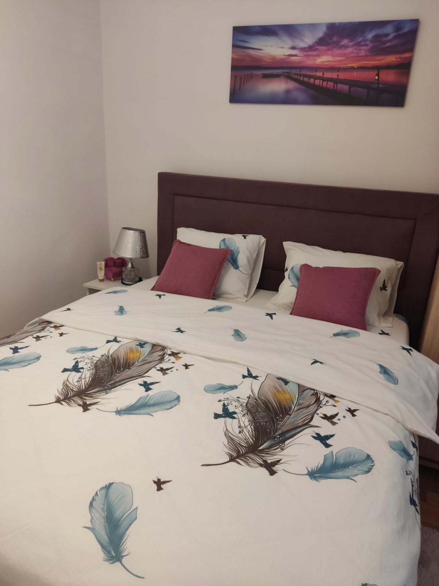 Apartman Dunja プルジネ エクステリア 写真